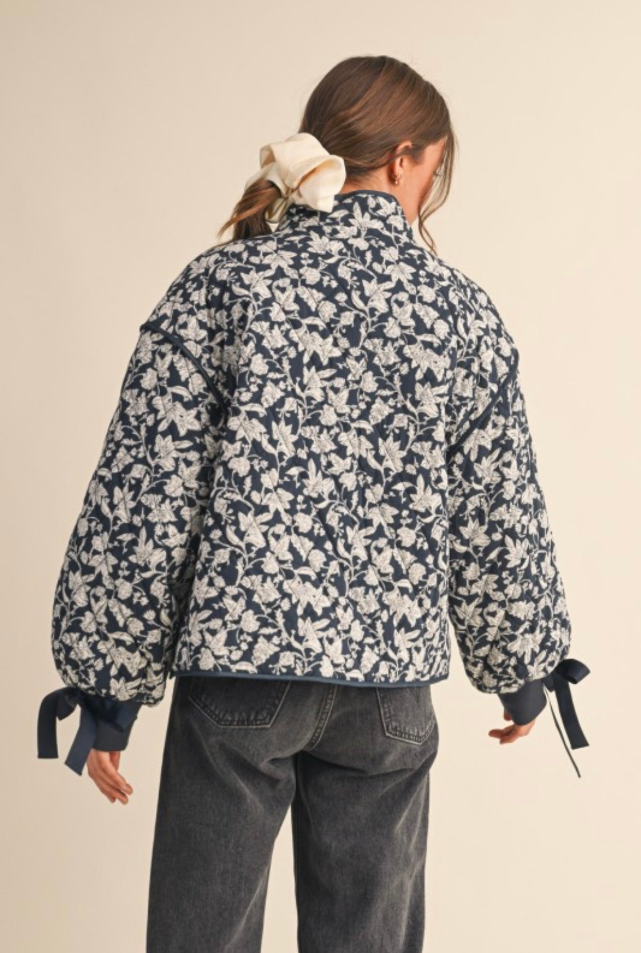 NAVY FLORAL JACKET