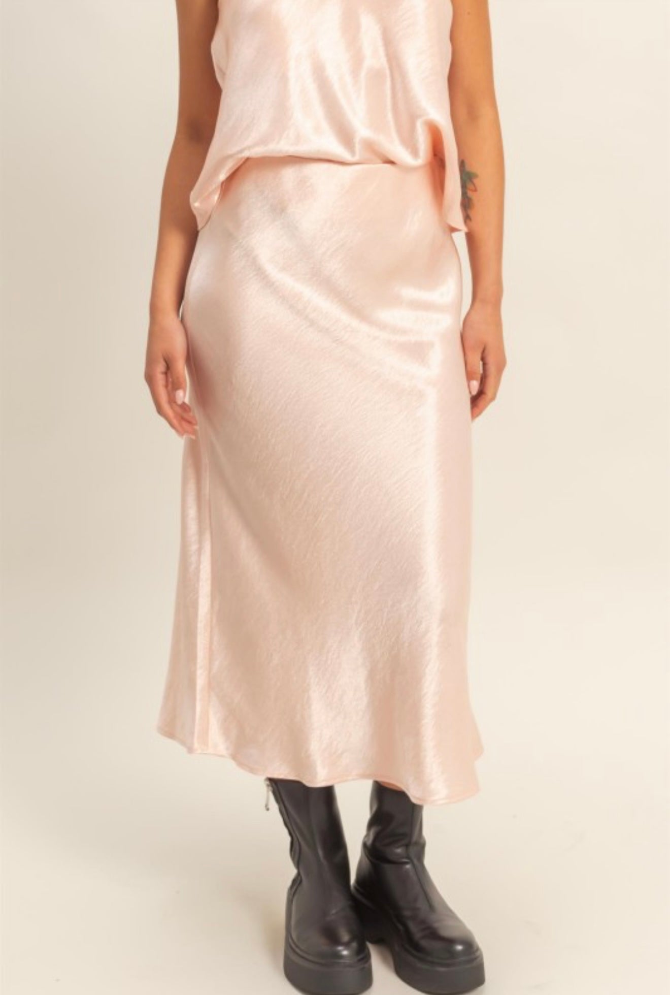 DUSTY PINK MIDI SATIN SKIRT