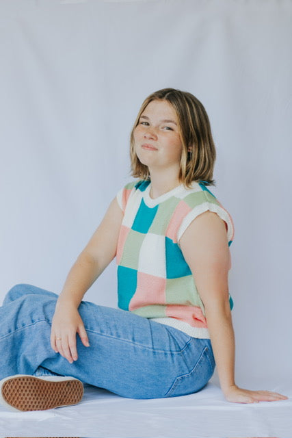 COLORFUL CHECKERED SWEATER VEST