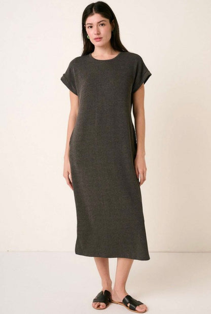 SIMPLY SIMPLE MIDI DRESS